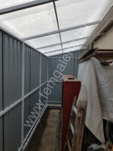 Kerti tároló belülről