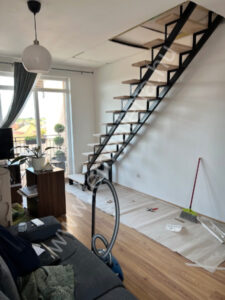 Lépcső a padlás szobába