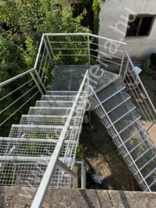 Egyedi külső lépcső