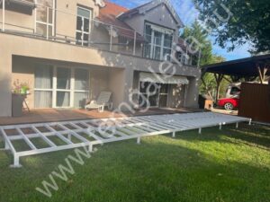 Ház előtti terasz fémszerkezet