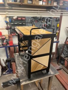 Előszobai pad, cipő tárolóval tölgyfa és bükkfa berakással